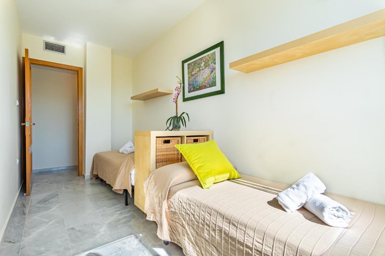 Sun & Sand Beach Apartment มาร์เบยา ภายนอก รูปภาพ