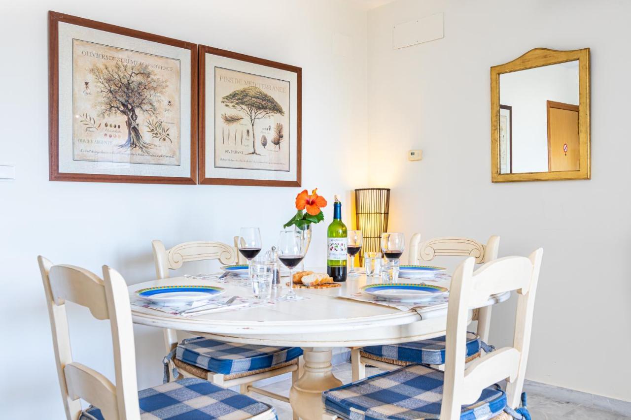 Sun & Sand Beach Apartment มาร์เบยา ภายนอก รูปภาพ